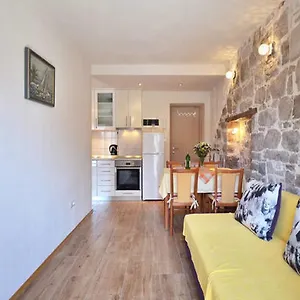 Nada Apartamento