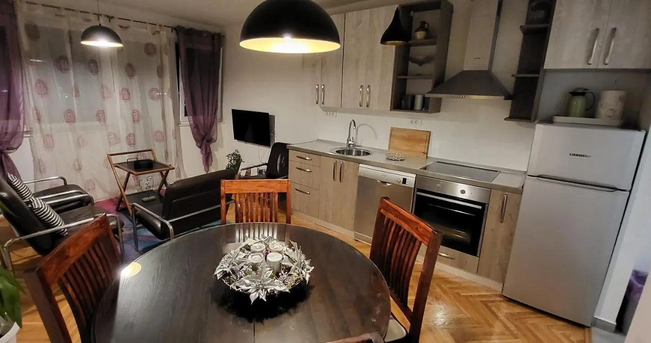 Apartman Ana Apartment Split