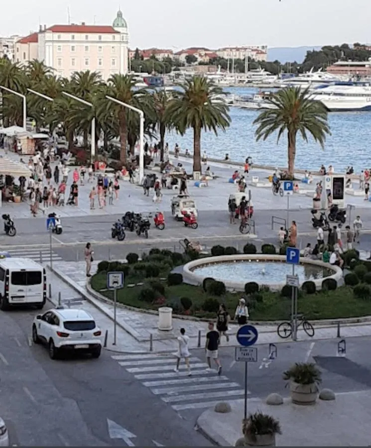 Apartman Ana Apartment Split